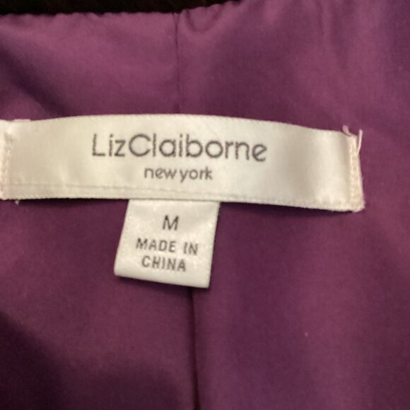 Liz Claiborne Womens Quilted Jacket Coat Size Medium Velvet Purple Faux Fur Trim - Picture 8 of 9